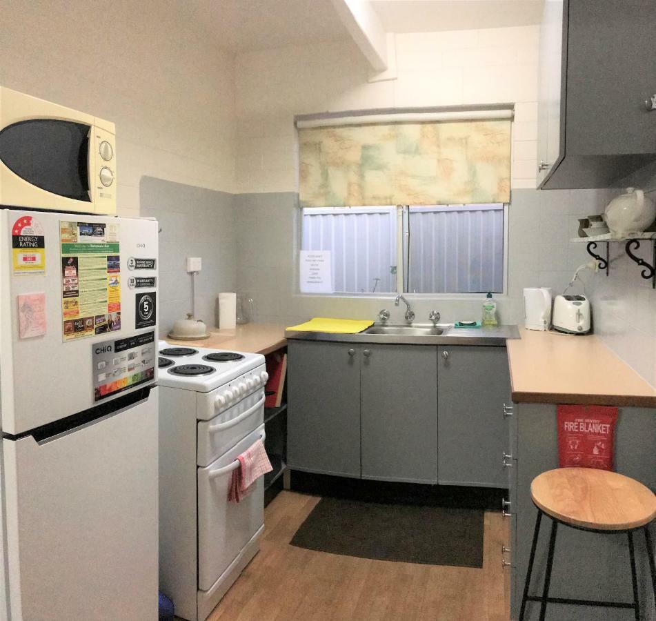 Kon Tiki Apartments Batemans Bay Eksteriør bilde